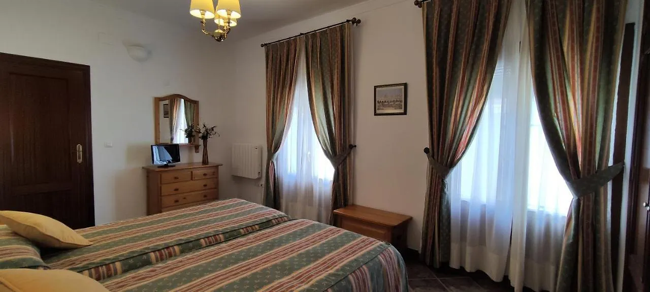 Entretorres. Casa-Duplex En Centro Historico. Appartement Carmona  Spanje