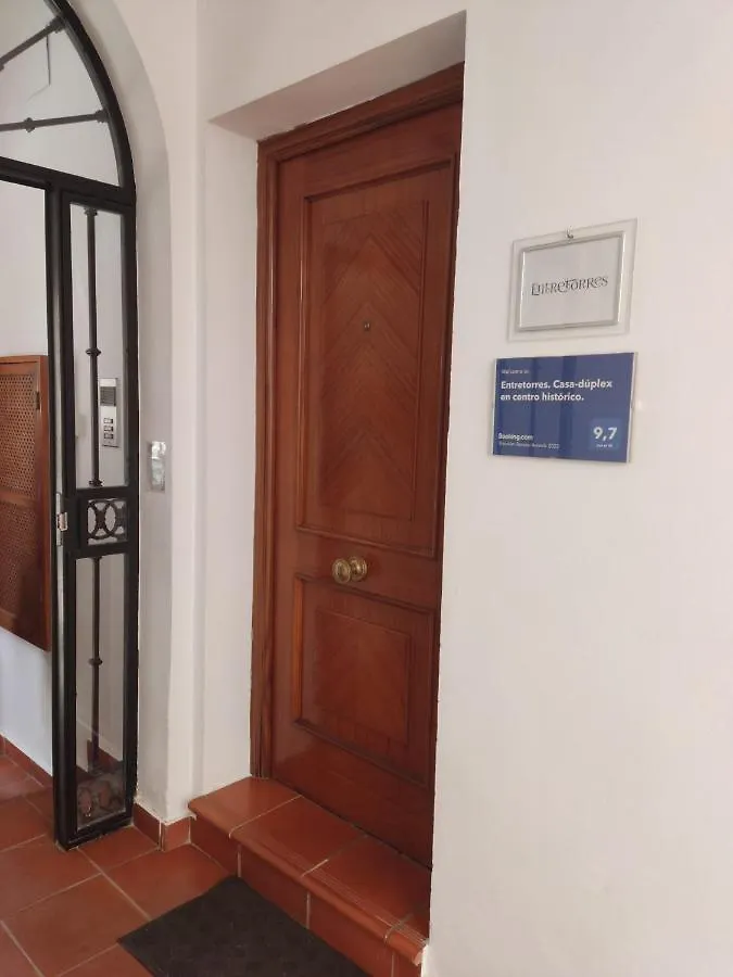 Entretorres. Casa-Duplex En Centro Historico. Appartement Carmona